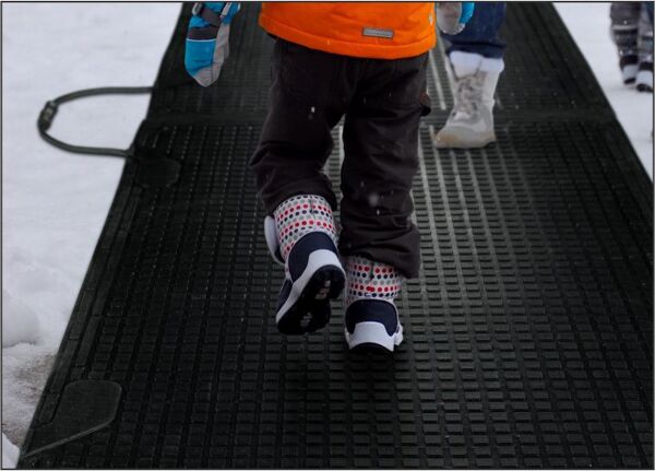 melt step 2 Floormat.com The Melt Step heated mat is the latest in snow melting mat technology. Unlike other snow melting mats, the MeltStep can be used indoors as well as outdoors. Its unique reversible design allows you to flip the mat to whichever side your outlet is located. This 3’ X 5’ mat will reach outdoor temperatures of 70 degrees and inside temperatures of 100 degrees. All of the heating and electrical components are UL Listed. <ul> <li>Raised square design has a tread height of 1/8”. Allowing water to channel out of the mat, keeping the walking surface dry.</li> <li>The mat weighs only 31.25 lbs.</li> <li>Voltage: 120v.</li> <li>Wattage: 385 watts.</li> <li>Engineered for up to four mats to be connected together.</li> <li>Mats can be ordered with one connector or two connectors.</li> <li>Great for mud rooms</li> </ul>
